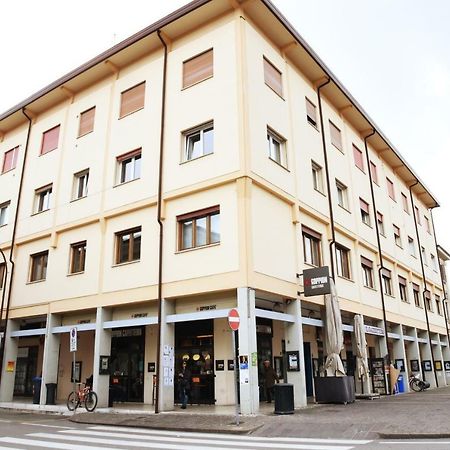 Cozy 5 People Apartament Mogliano Veneto Exteriör bild