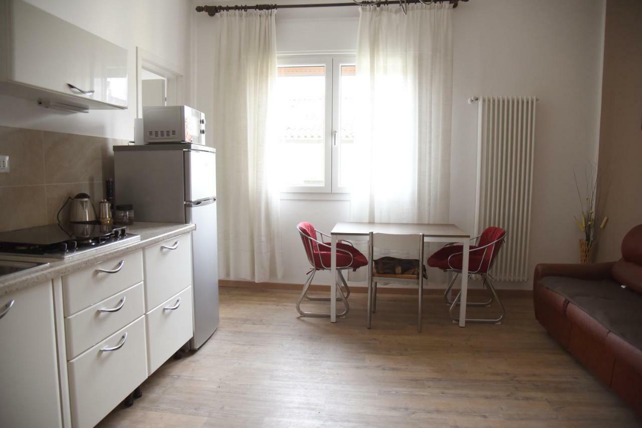 Cozy 5 People Apartament Mogliano Veneto Exteriör bild